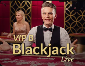 罗马诺：巴萨愿为莱万提供一份为期一年的降薪续约合同